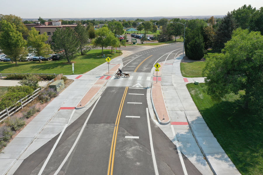 Image of calm roadway